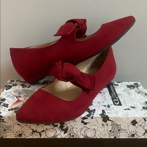 New! Suede Flats by Chinese Laundry
